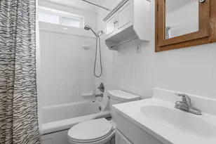 640 NW Delaware Ave, Bend, OR 97703 - Photo 12