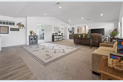 61112 Ferguson Road, Bend, OR 97702 - Photo 12