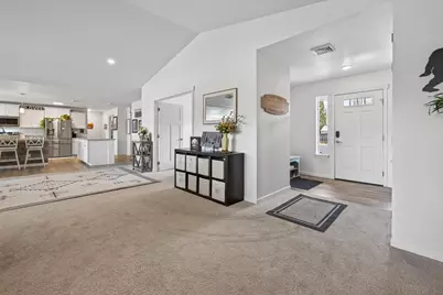 61112 Ferguson Road, Bend, OR 97702 - Photo 8