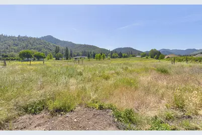 95 Champlin Lane, Gold Hill, OR 97525 - Photo 36