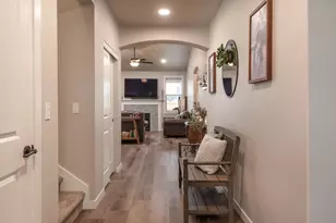 1707 NW Varnish Ave, Redmond, OR 97756 - Photo 2