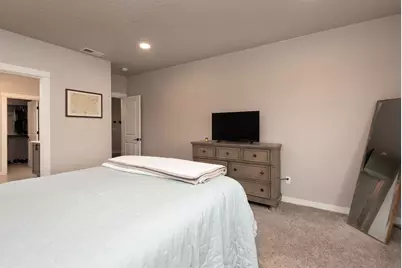 1707 NW Varnish Avenue, Redmond, OR 97756 - Photo 12