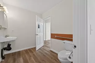 624 NW Hill St, Bend, OR 97703 - Photo 20