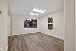 624 NW Hill St, Bend, OR 97703 - Photo 4