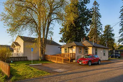 624 NW Hill Street, Bend, OR 97703 - Photo 1