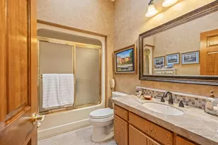 20468 Steamboat Ct, Bend, OR 97702 - Photo 16