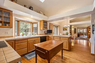 20468 Steamboat Ct, Bend, OR 97702 - Photo 6