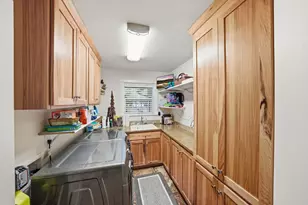 15991 Falcon Ln, La Pine, OR 97739 - Photo 32