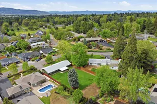 689 S Modoc Ave, Medford, OR 97504 - Photo 42