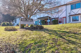 495 Chestnut St, Ashland, OR 97520 - Photo 1