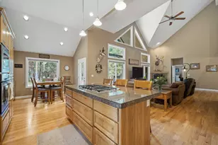 14234 Whitewater Loop, La Pine, OR 97739 - Photo 2
