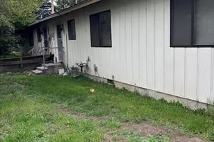 1641 Ivory St, Klamath Falls, OR 97603 - Photo 4