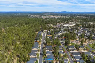 950 N Hindeman St, Sisters, OR 97759 - Photo 38