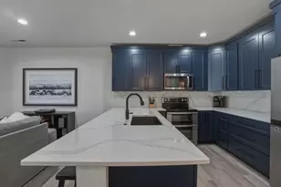 950 N Hindeman St, Sisters, OR 97759 - Photo 10