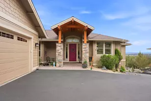 10151 Sundance Ridge Loop, Redmond, OR 97756 - Photo 4