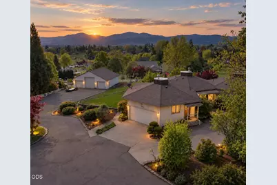 2340 Hillside Drive, Central Point, OR 97502 - Photo 1