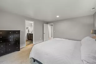 21267 Thornhill Ln, Bend, OR 97701 - Photo 22