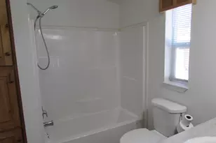 1833 SW Canal Blvd, Redmond, OR 97756 - Photo 14