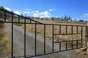 126 Butte Falls Hwy, Eagle Point, OR 97524 - Photo 8