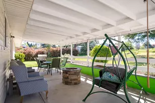 2372 E McAndrews Rd, Medford, OR 97504 - Photo 10