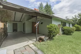 1984 Woodlawn Dr, Medford, OR 97504 - Photo 6