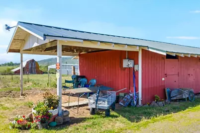 14717 Oregon 62, Eagle Point, OR 97524 - Photo 10