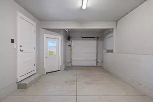 221 Skyhawk Dr, Eagle Point, OR 97524 - Photo 54
