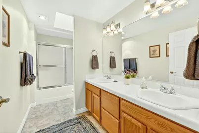 1230 Westmont Drive, Jacksonville, OR 97530 - Photo 18
