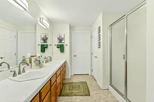 1230 Westmont Dr, Jacksonville, OR 97530 - Photo 16