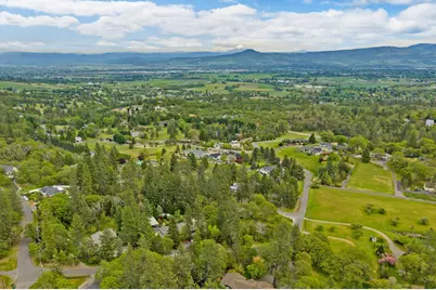 1230 Westmont Drive, Jacksonville, OR 97530 - Photo 42