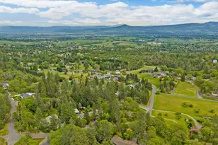 1230 Westmont Dr, Jacksonville, OR 97530 - Photo 42