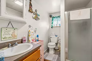 7771 Monument Dr, Grants Pass, OR 97526 - Photo 22