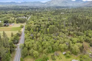 7771 Monument Dr, Grants Pass, OR 97526 - Photo 52
