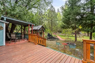 7771 Monument Dr, Grants Pass, OR 97526 - Photo 28