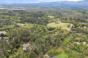 7771 Monument Dr, Grants Pass, OR 97526 - Photo 54
