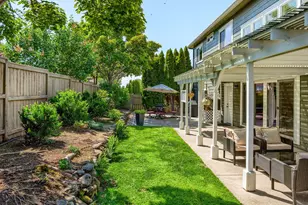 210 Bellerive Dr, Eagle Point, OR 97524 - Photo 44
