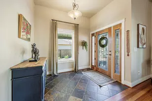 210 Bellerive Dr, Eagle Point, OR 97524 - Photo 8