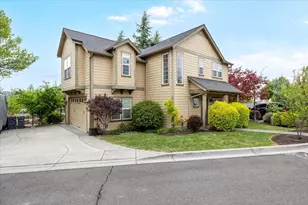 3610 Jerome Ln, Medford, OR 97504 - Photo 2