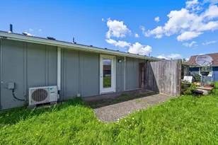 3659 W 18th Ave, Eugene, OR 97402 - Photo 8