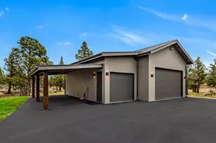 20605 Lowe Ln, Bend, OR 97703 - Photo 50