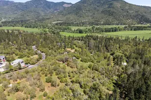 405 Crystal Dr, Grants Pass, OR 97527 - Photo 52