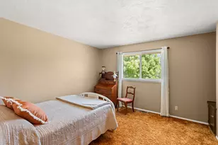 405 Crystal Dr, Grants Pass, OR 97527 - Photo 26