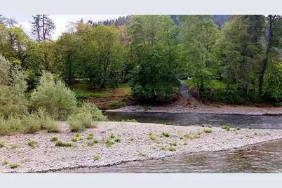 8720 Rogue River Highway, Grants Pass, OR 97527 - Photo 38