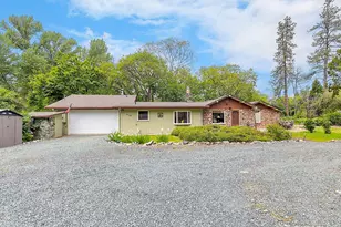 8720 Rogue River Hwy, Grants Pass, OR 97527 - Photo 4