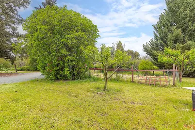 8720 Rogue River Highway, Grants Pass, OR 97527 - Photo 44