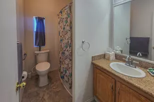 4729 S Pacific Hwy, Phoenix, OR 97535 - Photo 18