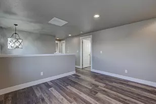1525 SW 31st St, Redmond, OR 97756 - Photo 12