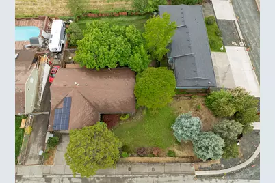 1888 NE Beacon Drive, Grants Pass, OR 97526 - Photo 40