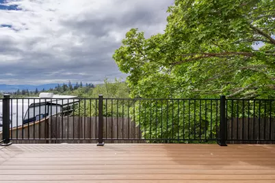 1888 NE Beacon Drive, Grants Pass, OR 97526 - Photo 20