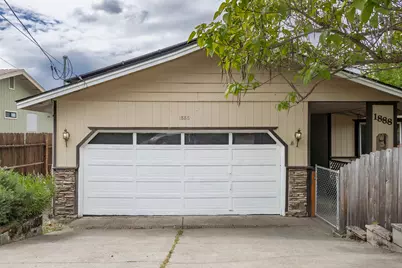 1888 NE Beacon Drive, Grants Pass, OR 97526 - Photo 2